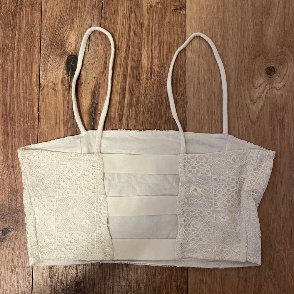 Cream Lace Patchwork Top - Picture 3 of 4